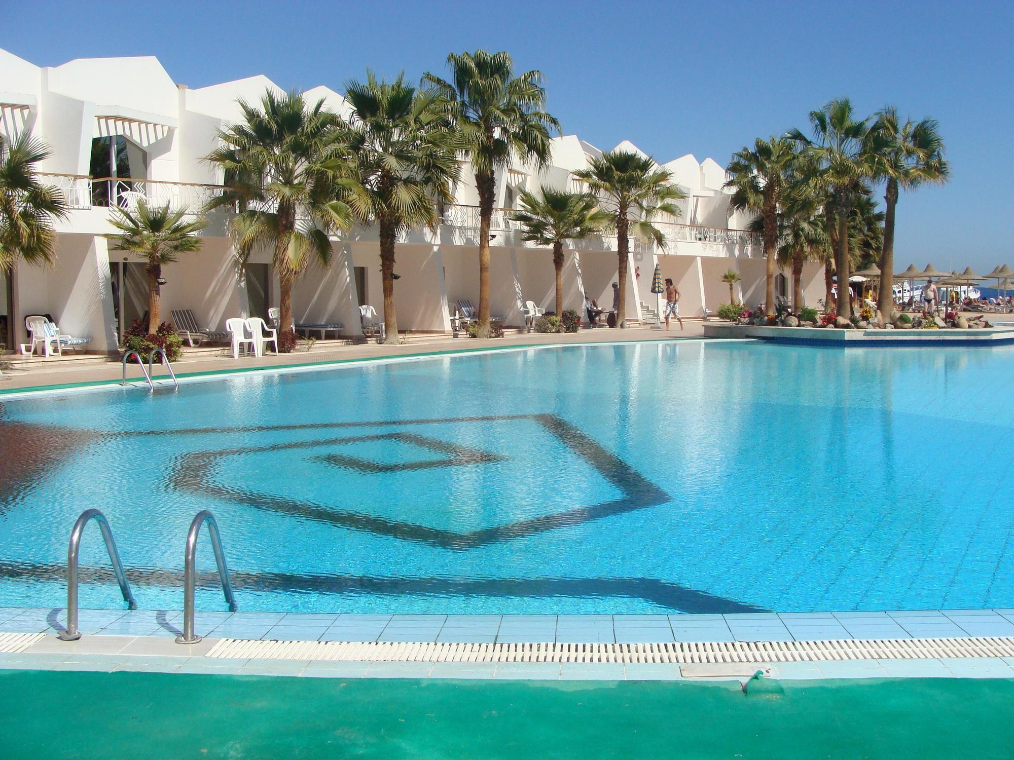 Aqua Fun Club Rezort 3*